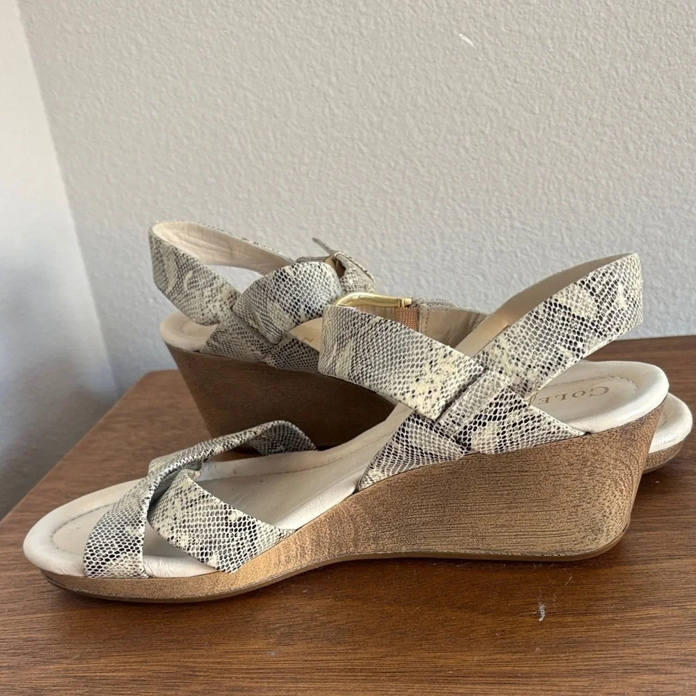 Cole Haan Tali Snakeskin Sandals with Gold Buckle Nike Air Cushion Women’s 7.5 B